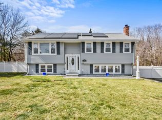 766 Pearl St, Gardner, MA 01440