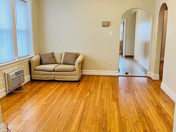 3rd image of 3455 N Normandy Ave #1