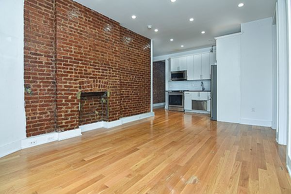 1st image of 3456 Broadway APT 3B