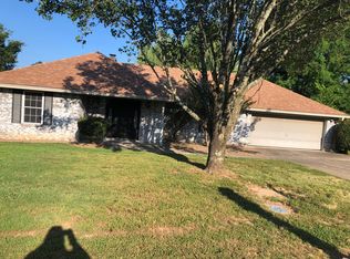 1100 S Seattle Ave, Russellville, AR 72801