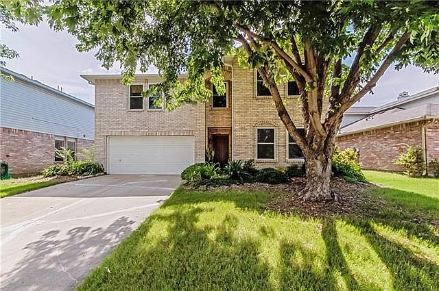 1st image of 2520 Pecan Dr