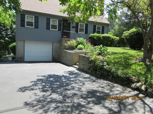 6 Alfred St, Methuen, MA 01844