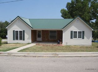 306 W Mulberry St, California, MO 65018