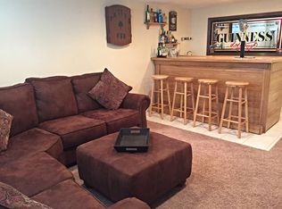 1625 Algiers Dr, Mayfield Heights, OH 44124
