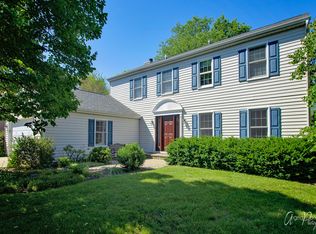 4289 Shadowrock Ct, Gurnee, IL 60031