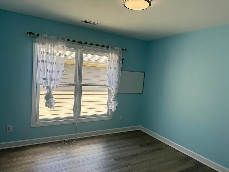 1637 Legendary Ln — Photo 16