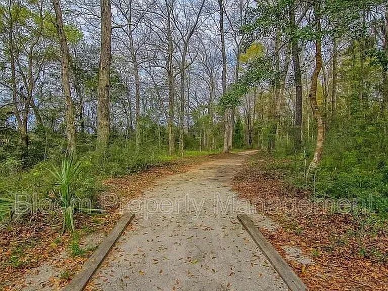 8423 Taylor Plantation Rd — Photo 43