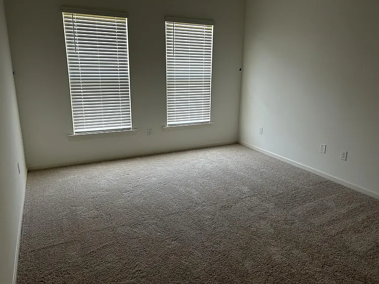 20425 Ridgelake Rd — Photo 3