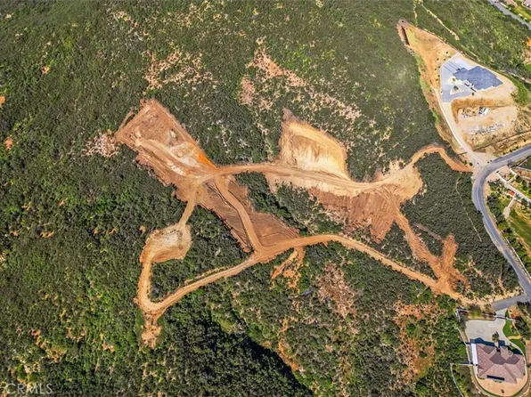 50 Hidden Meadow Cir, Murrieta, CA 92562