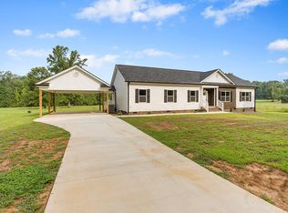 929 Scurry Church Rd, Chappells, SC 29037