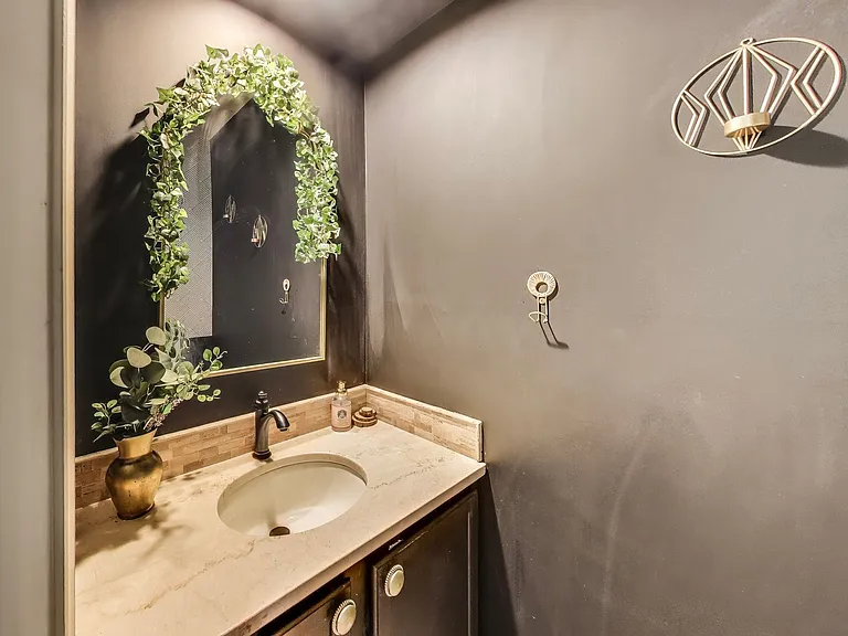 13630 Cedar Creek Ln — Photo 12