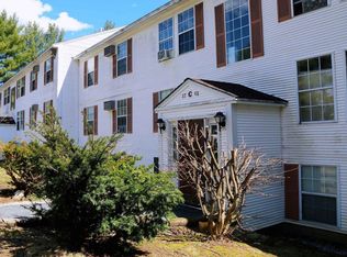 20 Wolf Rd #C43, Lebanon, NH 03766