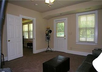 4th image of 728 Mineral Ave