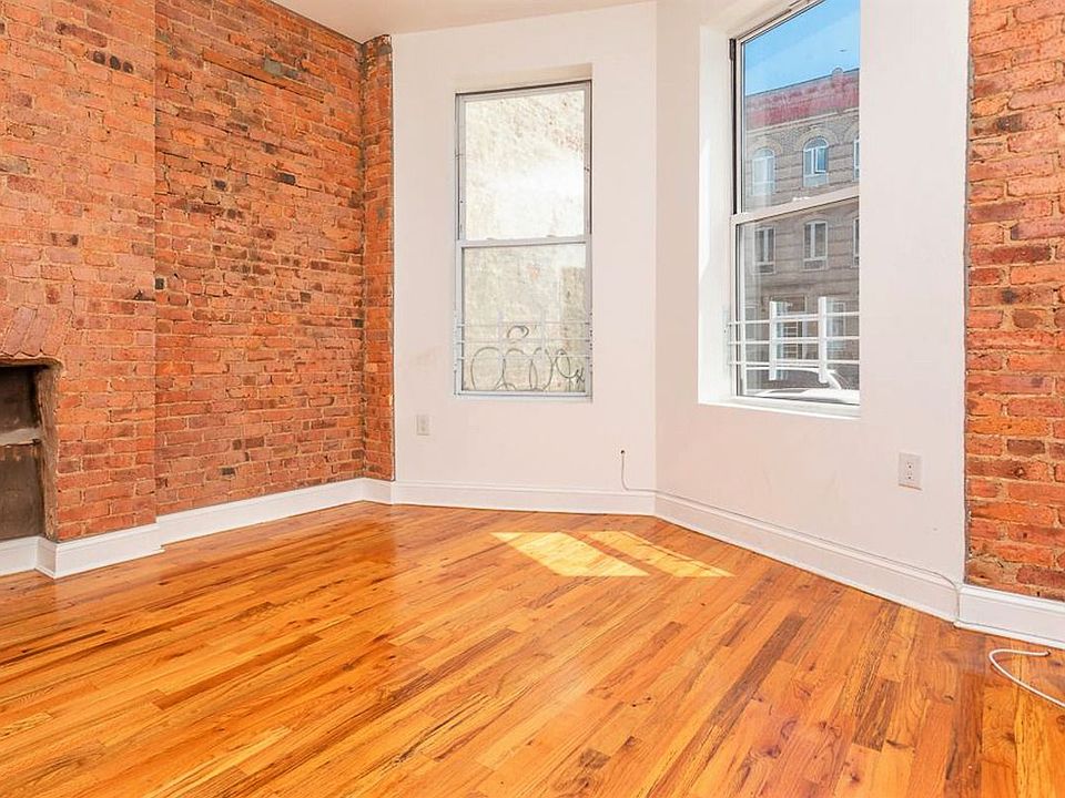2nd image of 907 Jefferson Ave #2A