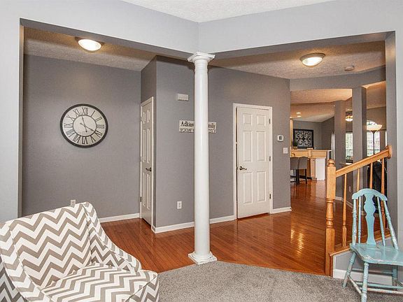 5th image of 255 Brittony Woods Dr