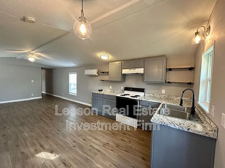 6208 Colquitt Rd — Photo 6