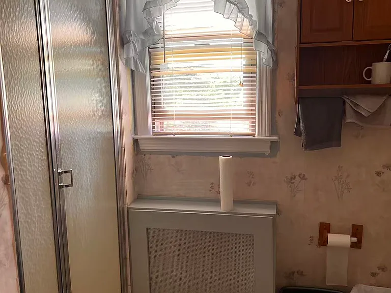 Meadowbrook Ln — Photo 19