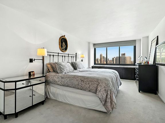 4th image of 515 E 72nd St APT 27C