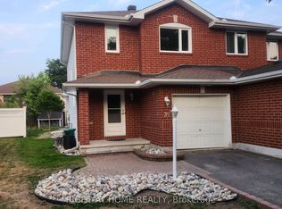 32 Saffron Ct, Ottawa, ON K2J 4R7