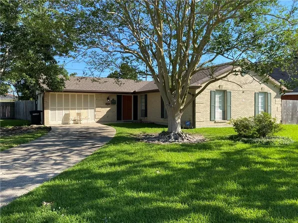7507 Wilson St, Harahan, LA 70123