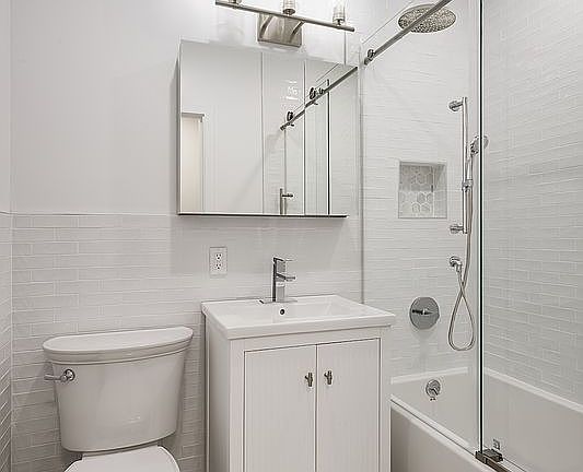 5th image of 355 Saint Johns Pl APT 4A