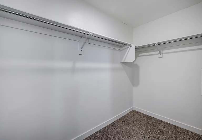 1063 E Waterway Ln #1 — Photo 7