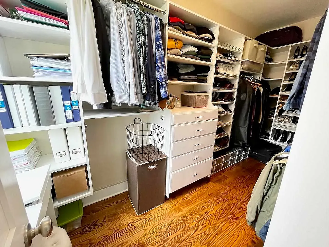 2 bed, 907 sqft, $4,500 — Photo 3