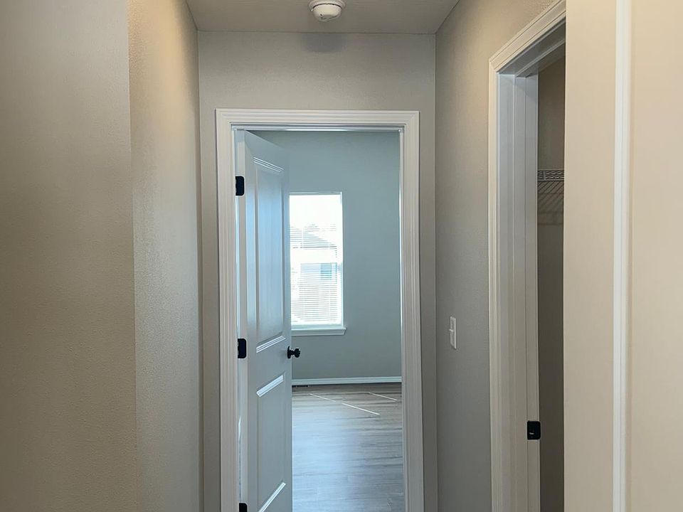 1st image of 2993 N Nixon Ave
