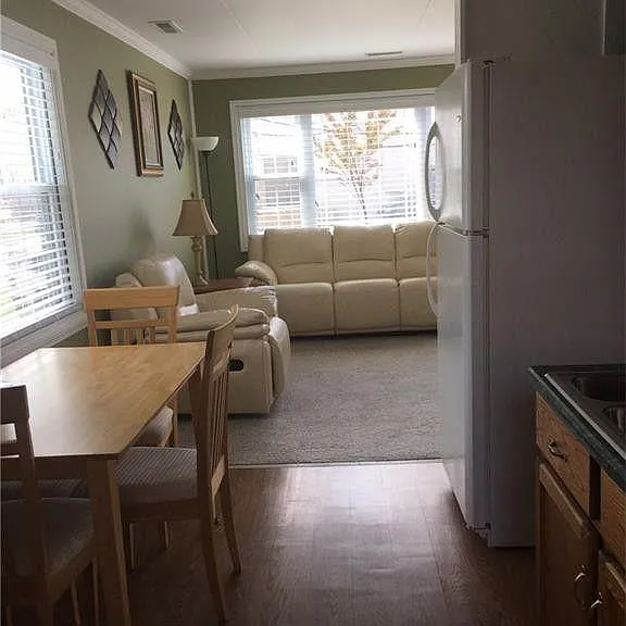 7 Allen Ln — Photo 8