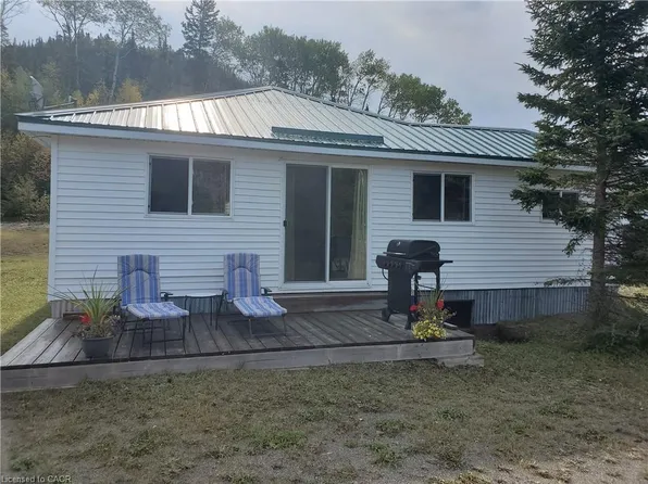 464 State Highway 11, Greenstone, ON P0T 2J0