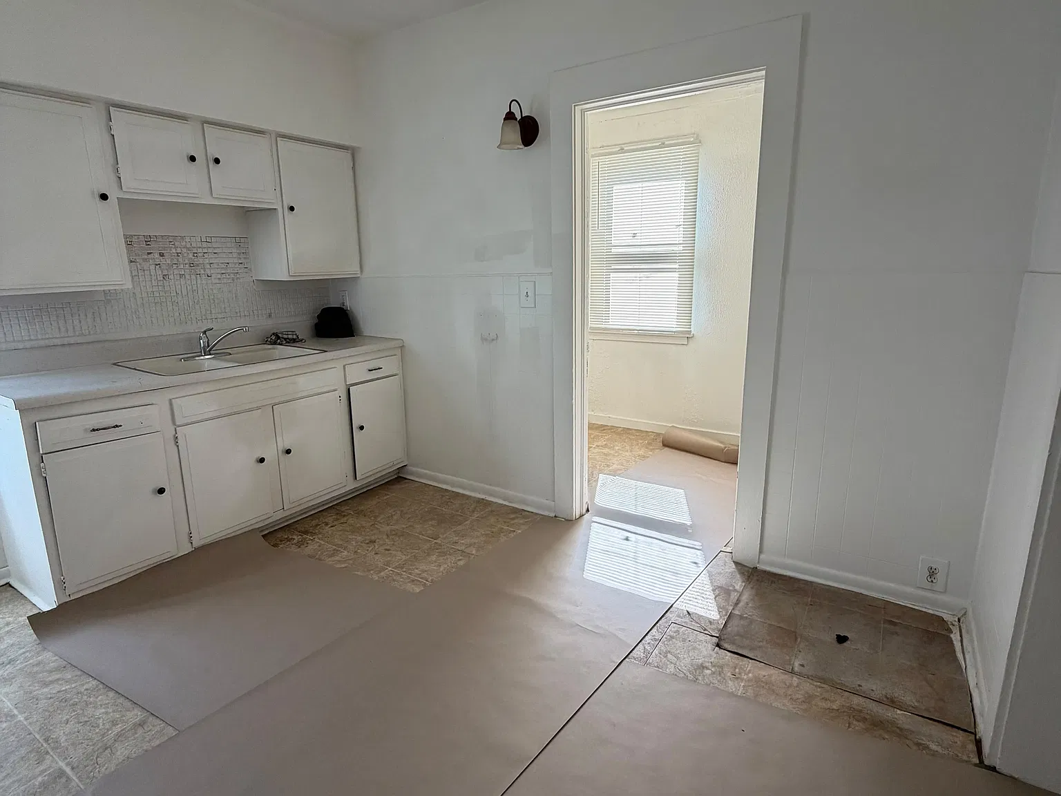 2 bed, $895 — Photo 3