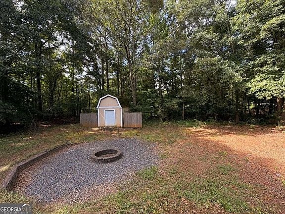 5th image of 73 Stowe Way