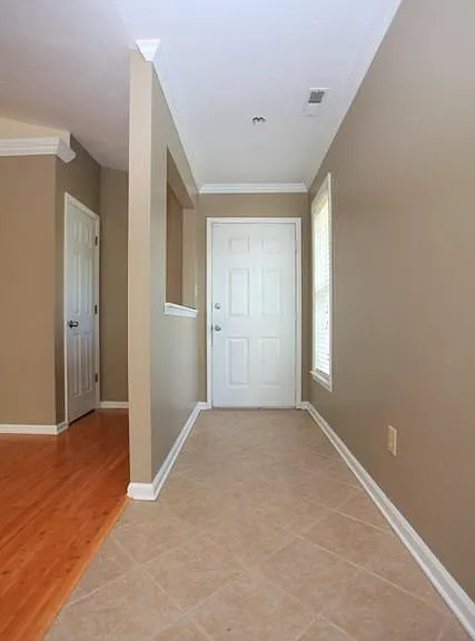 2457 Saddleridge Dr — Photo 10