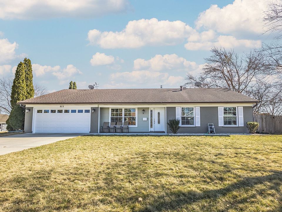 1st image of 823 Portree Ln