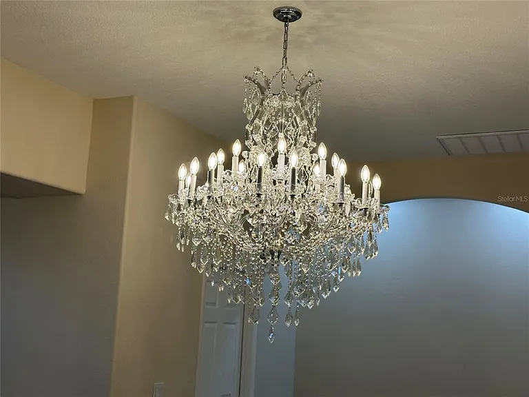 5780 N Lena Dr — Photo 6