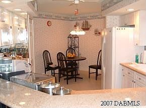 Kitchen/Breakfast area