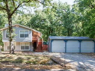 116 Oak Haven Dr, Mabank, TX 75156