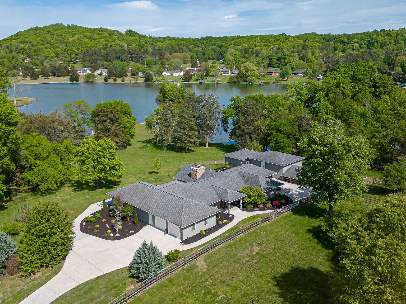 165 Foremast Rd, Kingston, TN 37763 Zillow