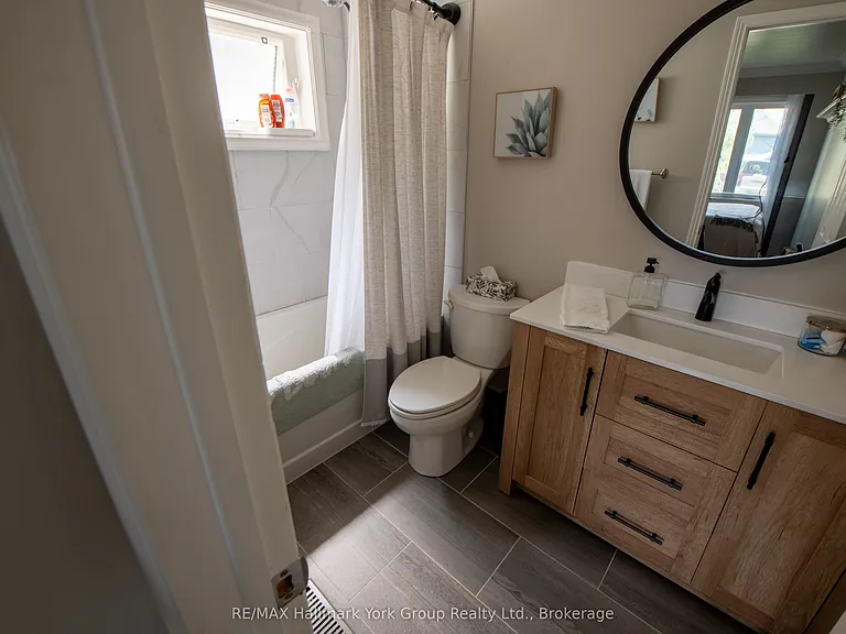 104 Kellies Way #10 — Photo 8
