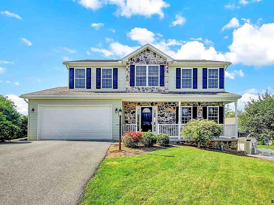 1st image of 14 Mountain Crest Way
