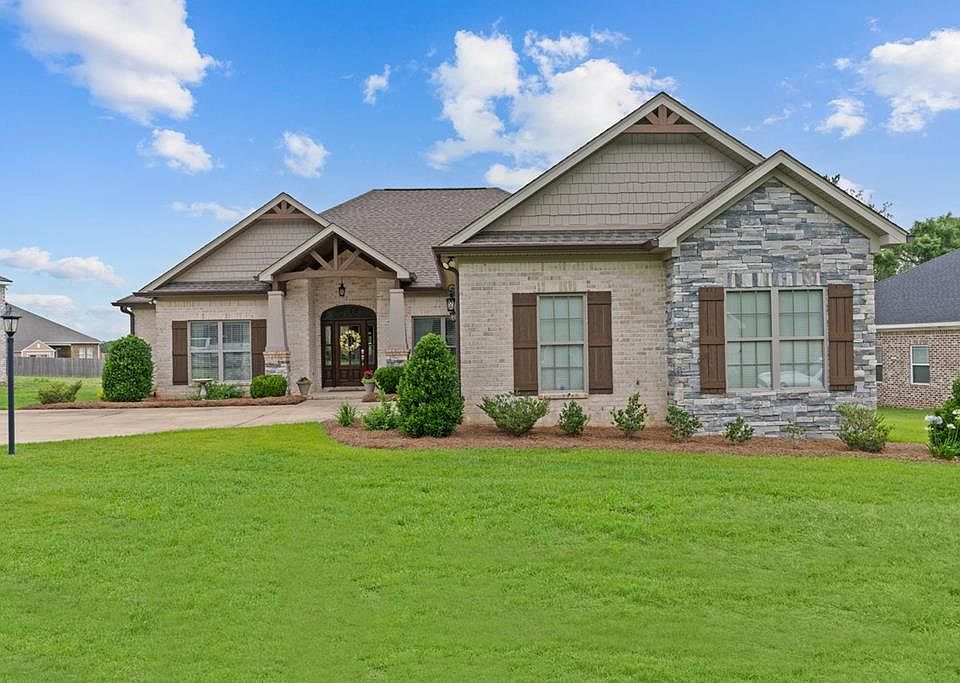 1st image of 107 Laney Ln