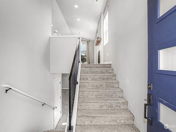 5th image of 1520 111th Drive SE