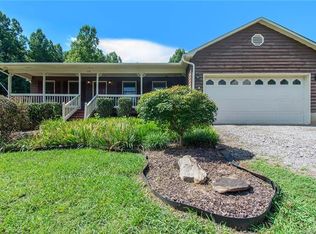 119 River Bank Rd, Statesville, NC 28625