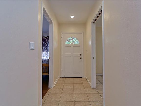 4th image of 13345 Moran Dr