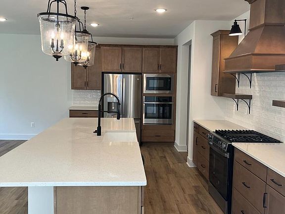 3rd image of 4849 Grandiflora Cir Lot 36
