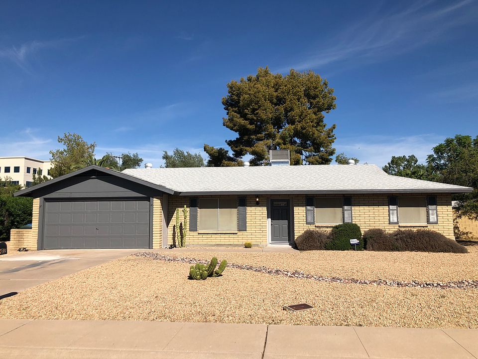 1st image of 4902 E Paradise Dr