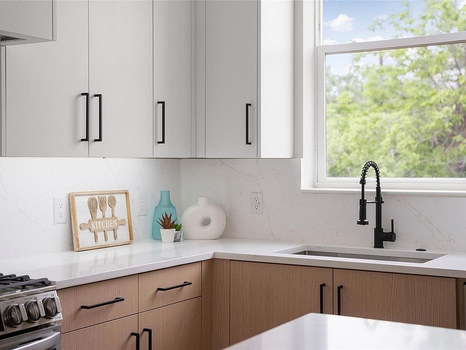 1512-seegar-st-dallas-tx-unit-106-11