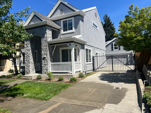 582 Mural Ln #A, Fairfield, CA 94534