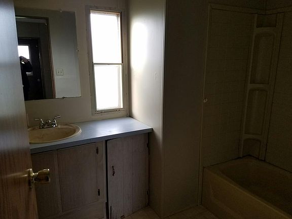 3rd image of 6555 170th Ave
