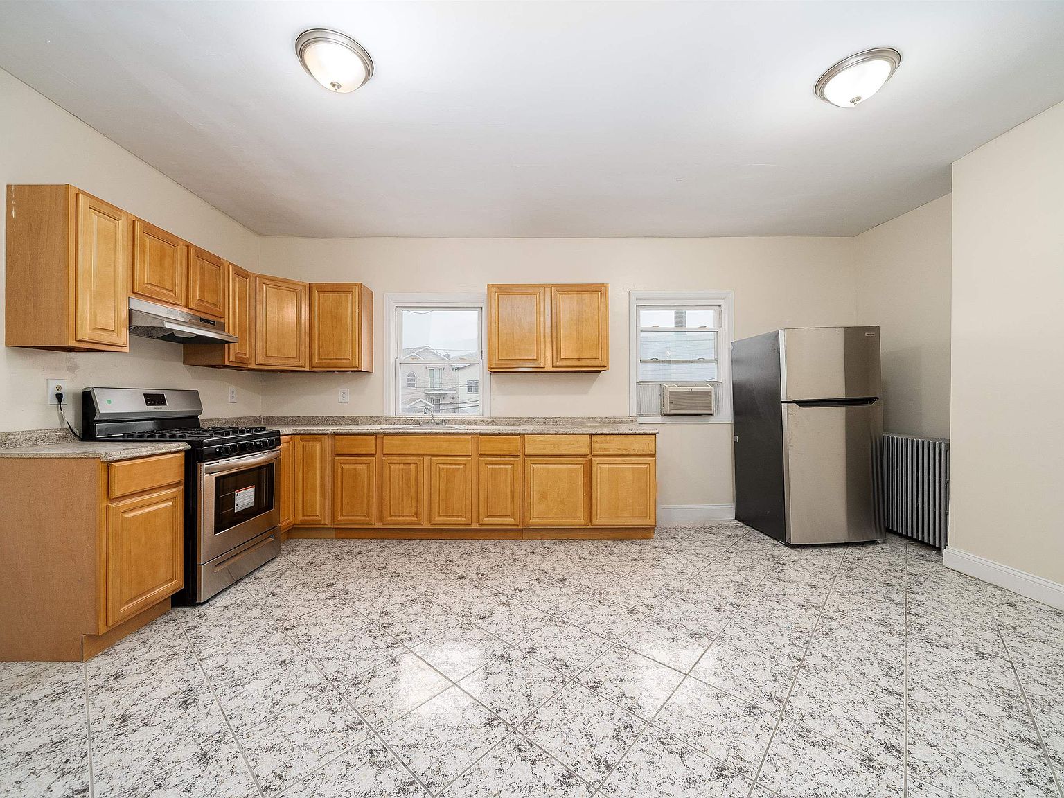 223 Old Bergen Rd FLOOR 2, Jersey City, NJ 07305 Zillow